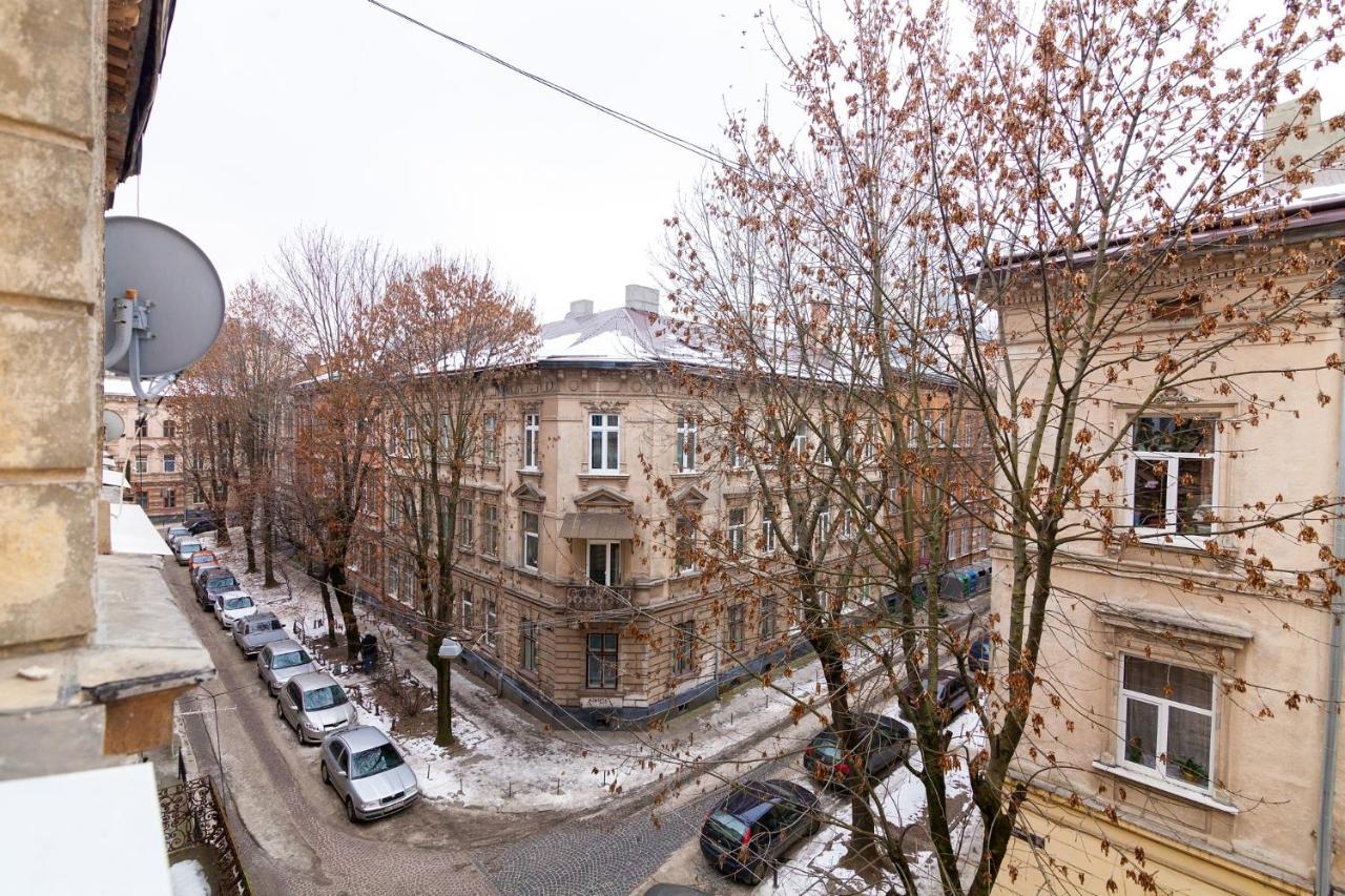 Chopin Apartment In The Center Of Lviv Eksteriør billede