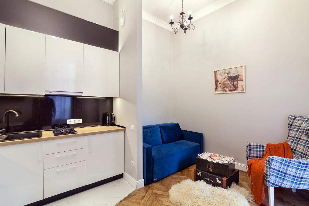 Chopin Apartment In The Center Of Lviv Eksteriør billede